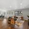 Lively 2BR Apartment Near the Beach and Park - Sheridan 1 - 芝加哥