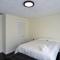 Modern Three Bedroom Condo - Boston Modern Three Bedroom Condo - Boston