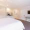 1 bed - 1 bath - Silverado Resort Experience