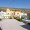 Mountain, Seaviews, and Pool Relax By Sunkeyrents