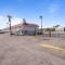 Super 8 by Wyndham Phoenix West