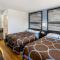 Super 8 by Wyndham Phoenix West