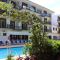 Guya Wave Hotel