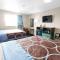 Super 8 by Wyndham Kenosha/Pleasant Prairie - Pleasant Prairie