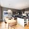 JOIVY Luxury Home on George Street - Edinburgh