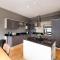 JOIVY Luxury Home on George Street - Edinburgh