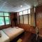 Aenguy Hostel