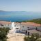 Villa Ateneum with sea view, jacuzzi and infinity pool
