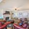 Sagle Lakefront Escape Private Beach Access!