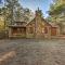 Broken Bow Cabin with Hot Tub about 6 Mi to Lake!