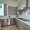 Luxurious and Spacious Austin Home about 8 Mi to Dtwn!