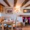 Knotts Cottage
