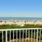 Boardwalk 201- Direct Oceanfront Condo! - 可可比奇