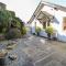 Courtyard Cottage