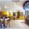 City Oasis Inn