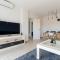 Sea view 2 bedroom apartment 2 min away from the beach