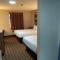 Days Inn & Suites by Wyndham Huntsville