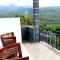 One Homestay and Warung