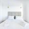 Spacious 3BR Close to Rothschild with MAMAD by HolyGuest - Tel Aviv