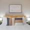 Perfect 3BR Apt in Chicago with WiFi & Laundry - Touhy 3N - شيكاغو