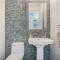 Runyan Lake House / 4 Private Suites - Sleeps 13