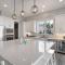 Runyan Lake House / 4 Private Suites - Sleeps 13