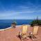 1 Bedroom Beach Front Home In Forio