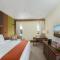 Al Falaj Hotel