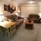 Cozy 2 BR Mountain View - walk to resort
