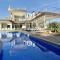 Isabella spacious modern villa with sea views