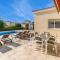 Bungalow Summerside by Ezoria Villas