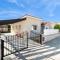 Bungalow Summerside by Ezoria Villas