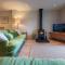 Lily Cottage by Big Skies Cottages