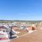El Castillo Puebla de Los Infantes by Ruralidays