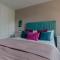 Notting Hill & Hyde Park EXCLUSIVE WEST-END SERENE DESIGNER FAMILY HOME 5Bed4bath