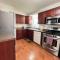 Pet Friendly Ranch Home 30 mins from O'Hare - شامبورغ