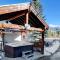 Slopeside Luxury Chalet 113D I Hot Tub I Great Views I Best Price I FREE Adventures Daily - 冬季公园