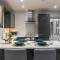 Spring Mount Huge Luxury Full Apartment- Harrogate Centre-Two extremely comfy Kingsize Bedrooms-Fully equipped Modern Kitchen-Cosy living room with Huge TV