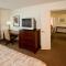 Staybridge Suites Indianapolis-Airport by IHG