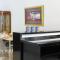 Homey 2BR DAMAC Maison Cour Jardin, Business Bay