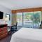 Days Inn by Wyndham Cambridge