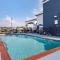 Clarion Pointe Sulphur - Lake Charles - 萨尔弗