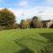Willow Ridge - a large country house with a king and Single or Twin room - Clutton