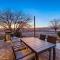 Family-friendly Home on Boyd Lake, Gorgeous Views!