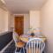 Looe Self Catering - 西卢港