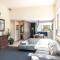 Onetangi Retreat - Stay Waiheke