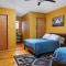 Sleepy Hollow 5BR Cabin - National Park 7 Min, Hot Tub, Fire Pit, Sleeps 12