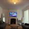 Entire -4 Bedrooms Detached House with Driveway - Nottingham