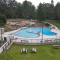 Indoor Pool, Firepit, Self Check-in, BBQ, FREE Amenities, KING Bed, Full Kitchen