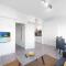 West Ealing Serviced Apts- 2 Bedroom 2 Bath Parking Near Station with Off Street Parking By 360Stays - 伊灵